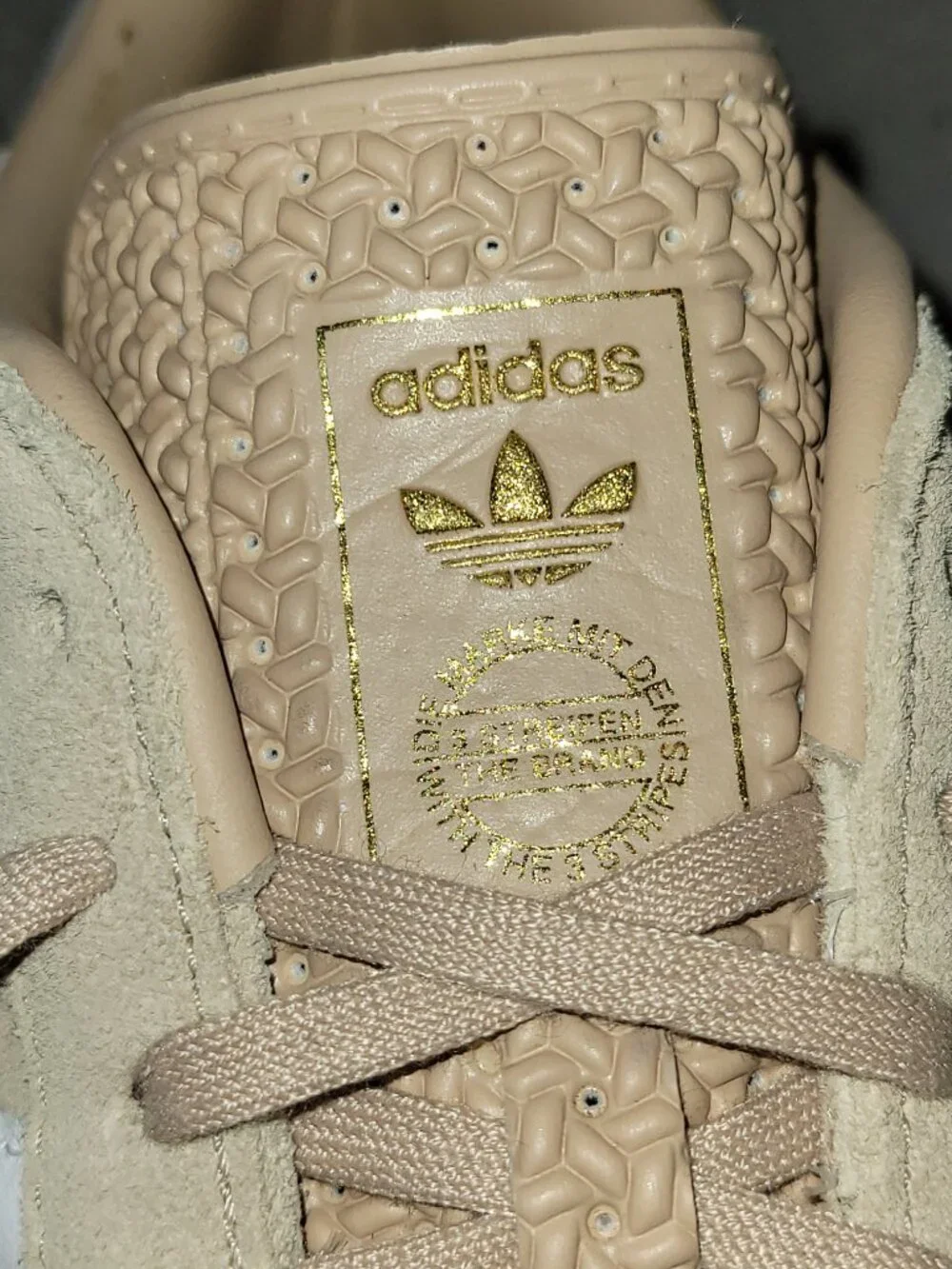 Adidas Gazelle Womens Size 9.5 Magic Beige White adidas gazelle